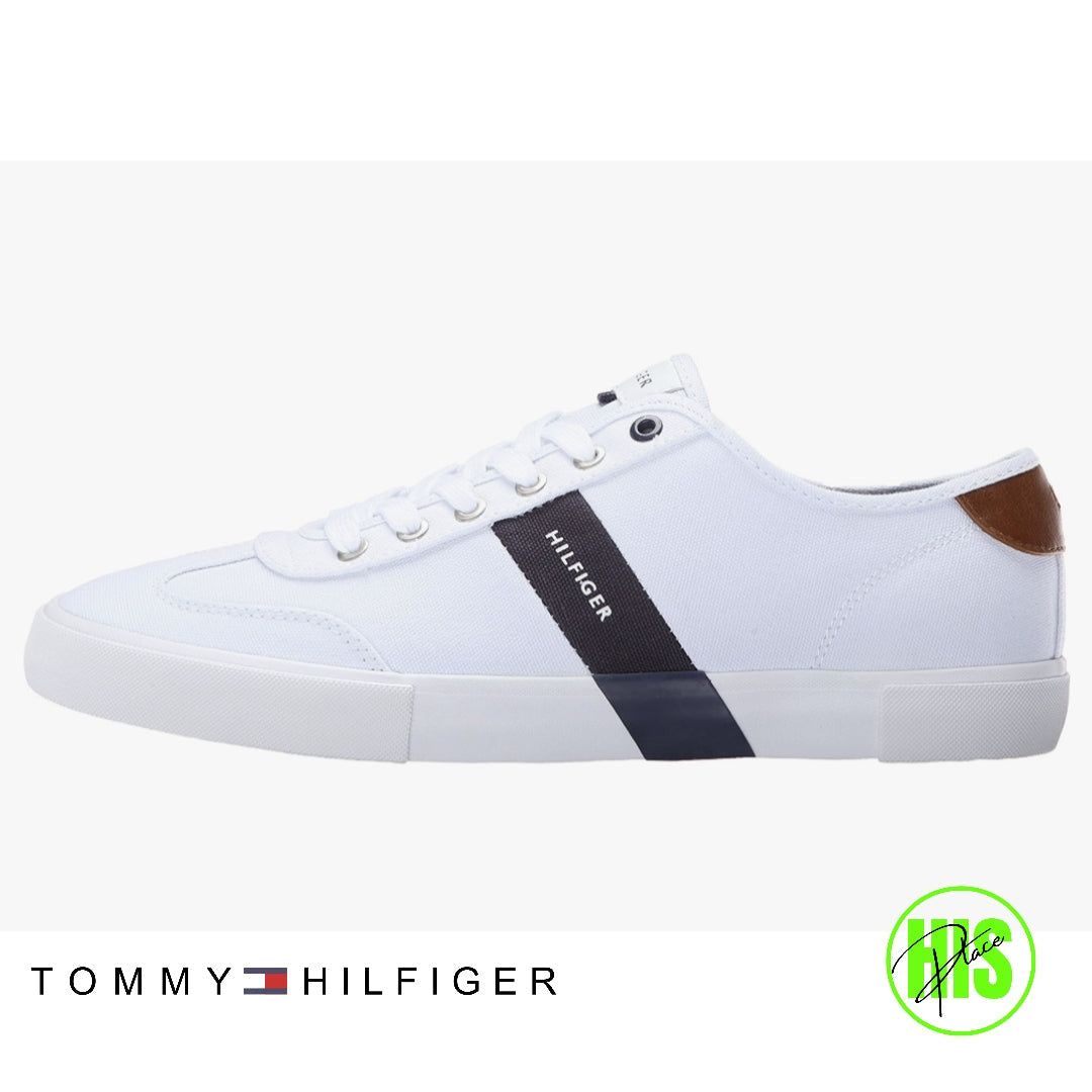 Tommy Hilfiger Canvas Sneaker (Size 11)