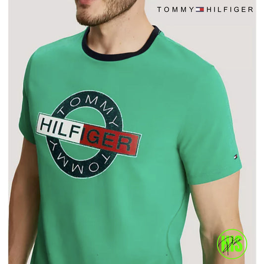 Tommy Hilfiger T-Shirt (Medium)