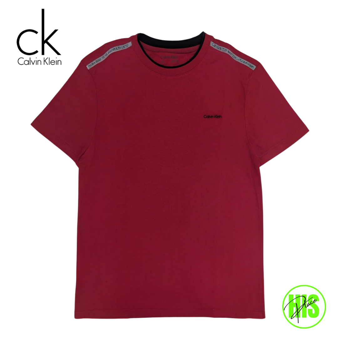Calvin Klein T-Shirt