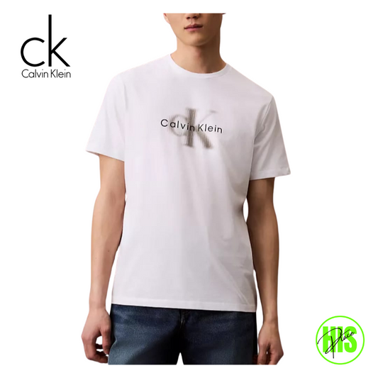 Calvin Klein T-Shirt