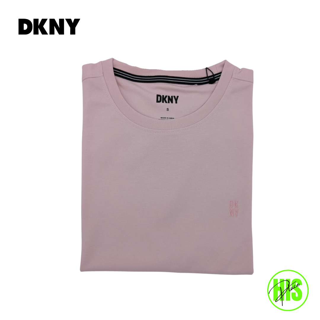 DKNY T-Shirt