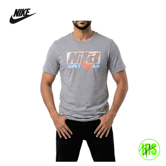 Nike T-Shirt